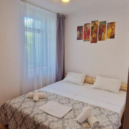 Stephanie Apartment-Centru Civic Μπρασόβ Εξωτερικό φωτογραφία