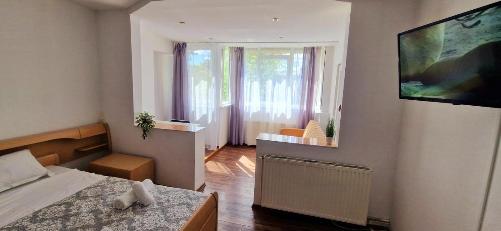 Stephanie Apartment-Centru Civic Μπρασόβ Εξωτερικό φωτογραφία