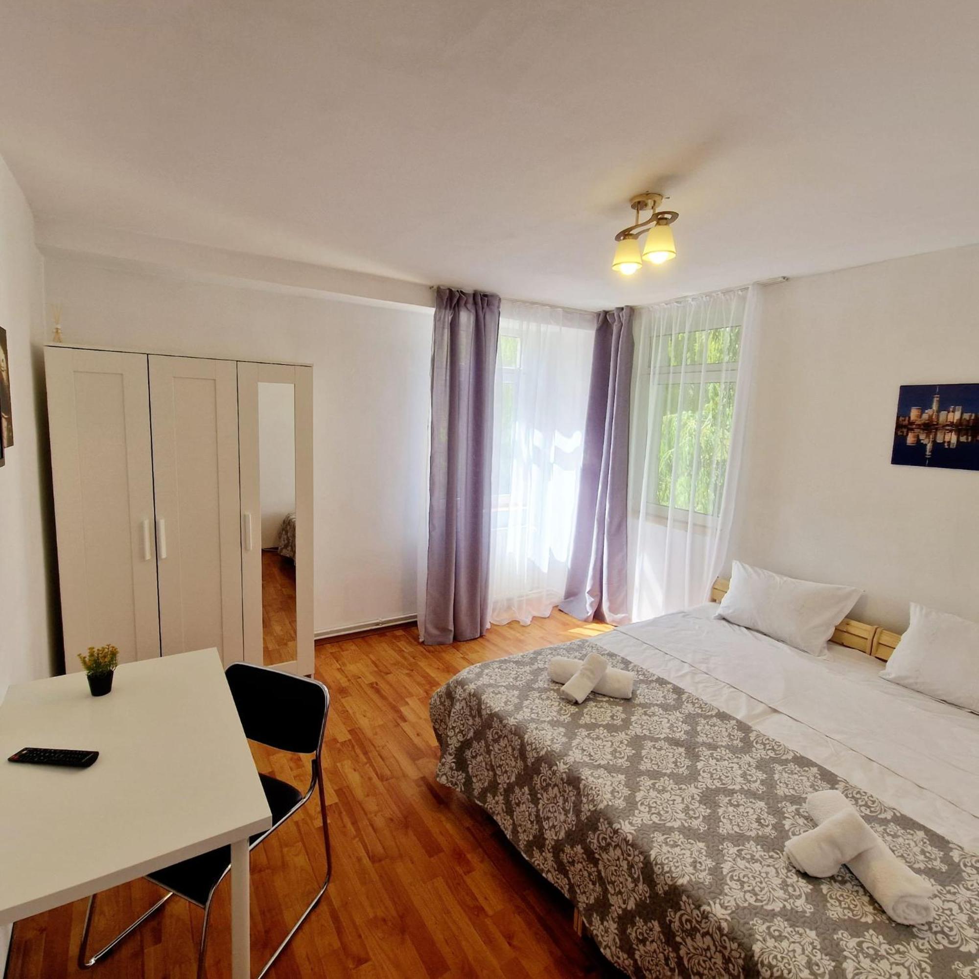Stephanie Apartment-Centru Civic Μπρασόβ Εξωτερικό φωτογραφία
